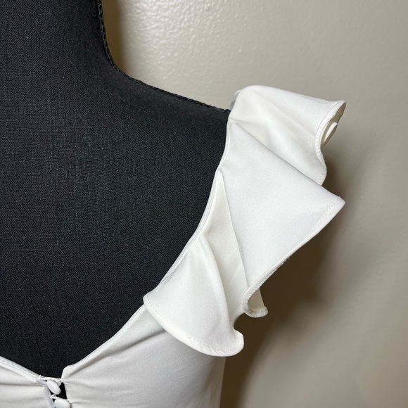 NWOT David’s Bridal DB Studio Ruffle Strap, Keyhole Back Dress - Picture 3 of 5